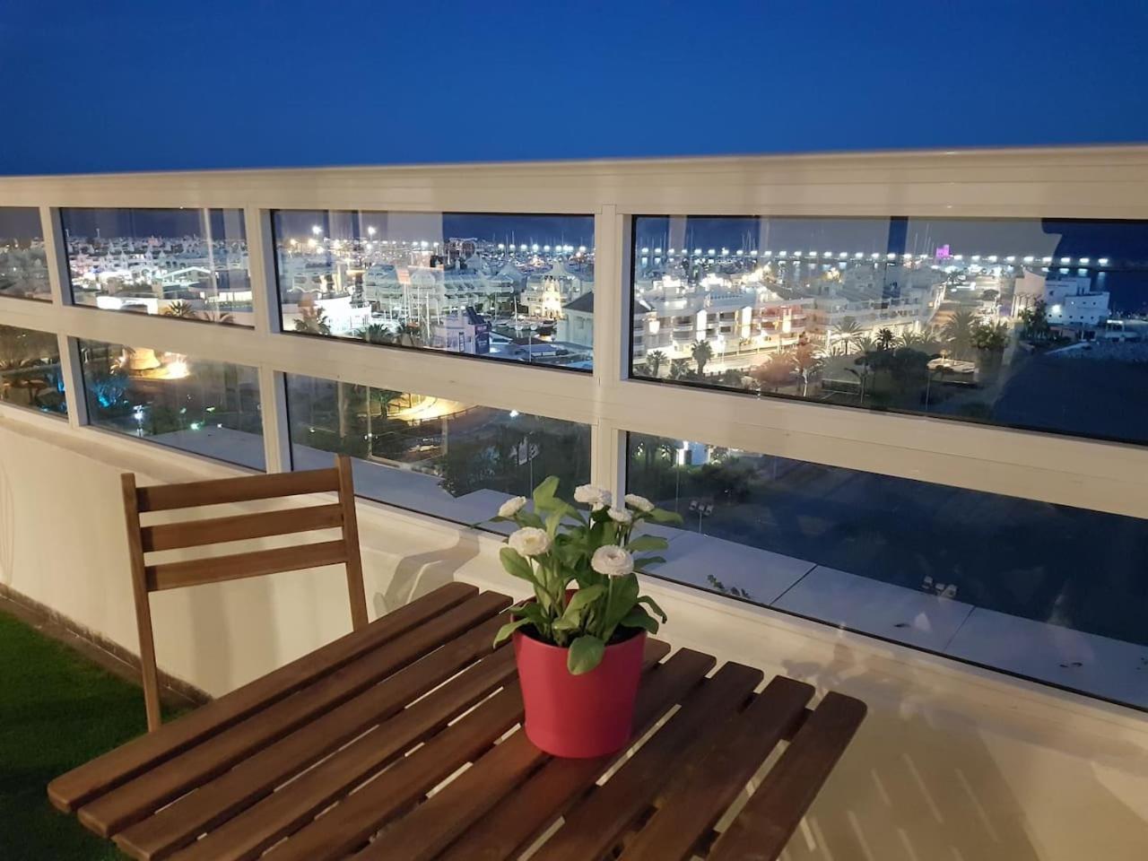 贝纳尔马德纳Panoramic Seaview Puerto Marina公寓 外观 照片